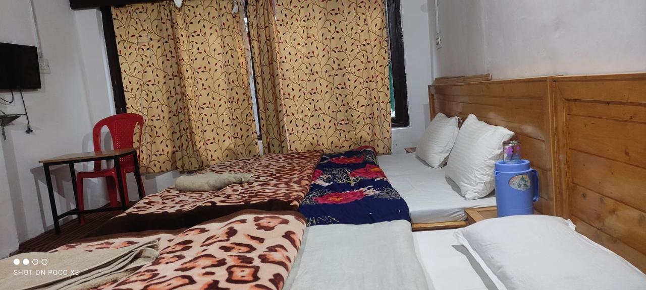Jahangir cottage pahalgam Bagian luar foto